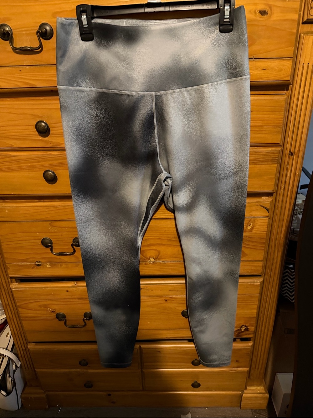 Girls' Grey Marble Print NIKE Dri-Fit Leggings
